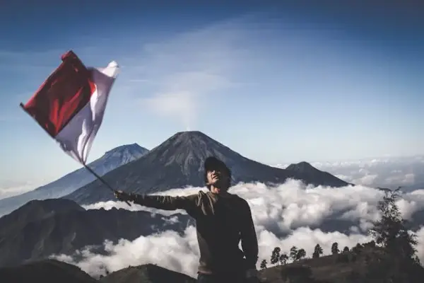 Indonezja czy jest bezpiecznie? Odkryj niebezpieczeństwa dla turystów