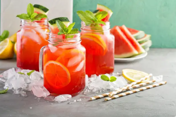 Lemoniada arbuzowa - przepis krok po kroku na lato