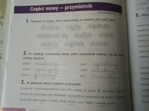 Przykłady przymiotników: mądra, słodkie, zielony. Ćwiczenia pomagają zrozumieć ich zastosowanie.