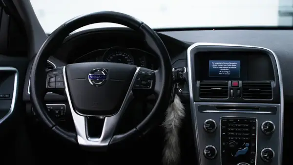 Aktualizacja map Volvo - Sensus i Android Automotive krok po kroku