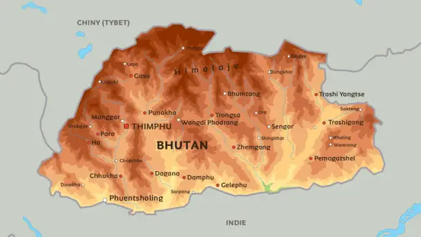 Mapa pokazuje, gdzie leży Bhutan, między Chinami (Tybetem) a Indiami, w otoczeniu Himalajów.