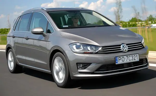 VW Sportsvan - Czy to nadal sensowny wybór dla rodziny?