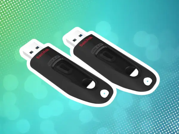 Zwei schwarze SanDisk USB 3.0 Sticks. Der eine usb-stick wird erkannt aber nicht angezeigt, was frustrierend ist.