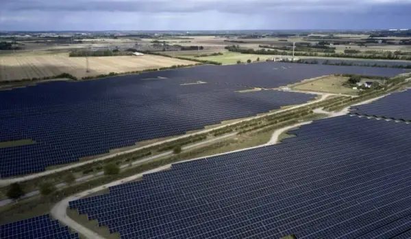 Elektrownia słoneczna 1 MW: koszty, korzyści i wyzwania inwestycyjne