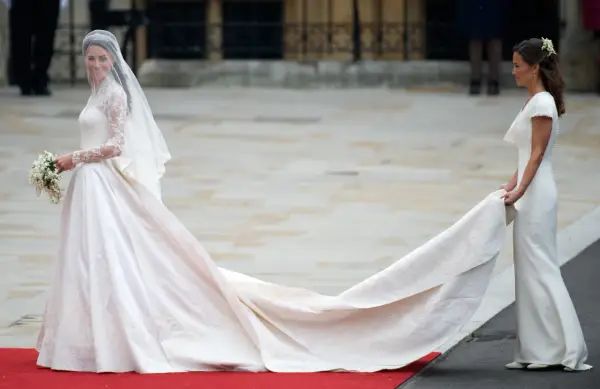 Gdzie kupić suknię ślubną Kate Middleton? Najlepsze opcje i ceny