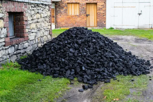 Ile kosztuje tona węgla? Prawdziwy koszt ogrzewania