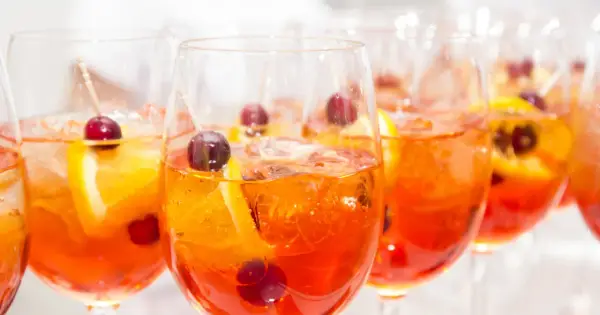 Klarowny lód w domu: Sekret idealnych drinków (poradnik krok po kroku)