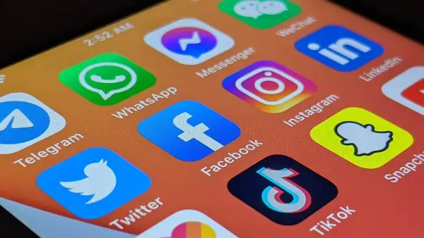 Jak odczytać cofnięte wiadomości na Messengerze i odzyskać utracone dane