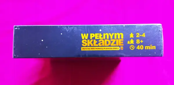Gra planszowa "W pełnym składzie" dla 2-4 graczy od 8 lat. Czas gry: 40 minut. Wszyscy dążą do zdobycia burgera Drwala!