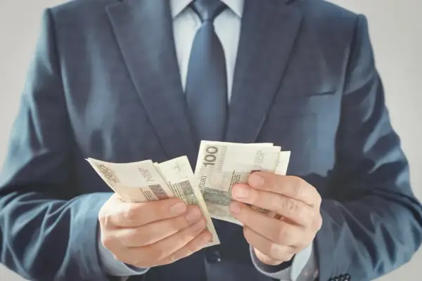 Podwyżki dla pracowników samorządowych - kto zyska najwięcej?