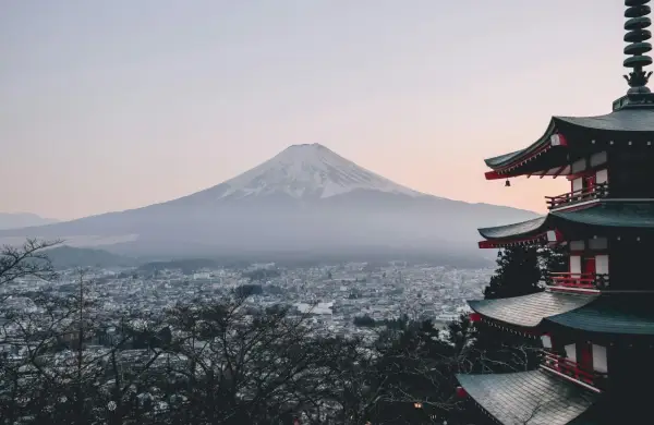 Ile naprawdę kosztuje lot do Japonii? Średnie ceny biletów z Polski