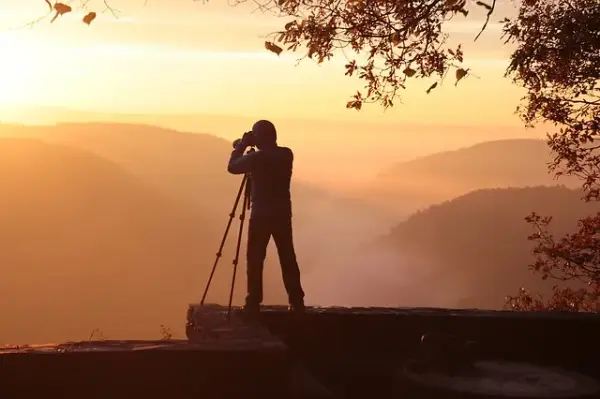 Jakie szkoły trzeba ukończyć aby zostać fotografem i nie żałować wyboru?