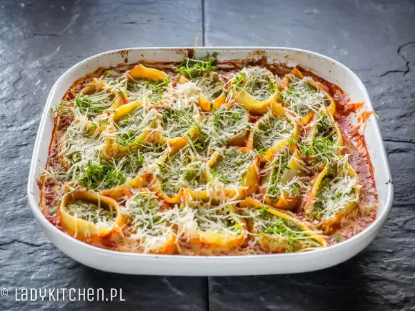 Pyszna pasta z bryndzy: szybki przepis i 10+ inspiracji!