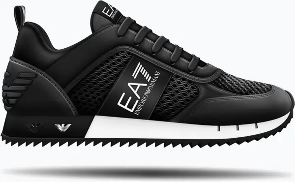 Stylowe, czarne buty Emporio Armani z siateczką i białym logo EA7. Idealne do miejskich stylizacji.