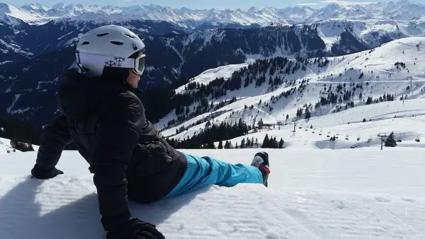 Jak zacząć jeździć na snowboardzie: unikaj najczęstszych błędów