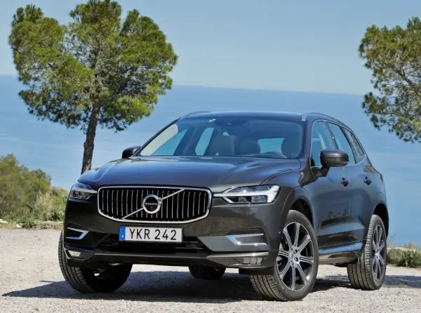 Volvo XC60 - opinie, wady i zalety. Czy to SUV dla Ciebie?