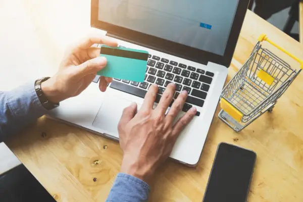 E-commerce w niszowych branżach: jakie technologie stoją za sklepami specjalistycznymi