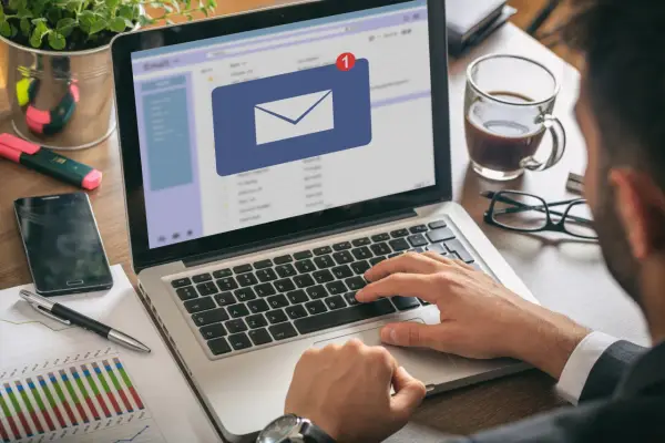 Jak udało się przejść na profesjonalną pocztę e-mail z własną domeną?
