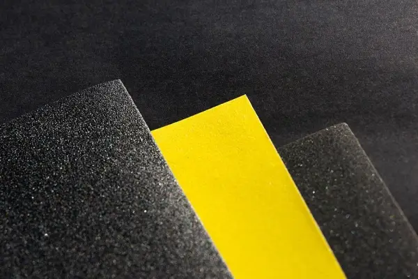 Jaki papier do gładzi? Wybierz idealny do szlifowania ścian