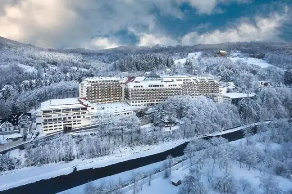 Ile kosztuje doba w hotelu Gołębiewski? Ceny, które Cię zaskoczą