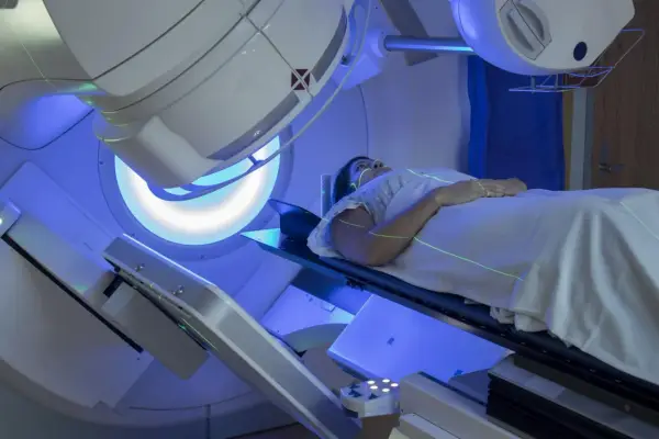 Radioterapia - jak działa, rodzaje, skutki uboczne? Sprawdź!
