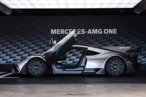 Mercedes-AMG ONE - Jak działa silnik i napęd z Formuły 1?
