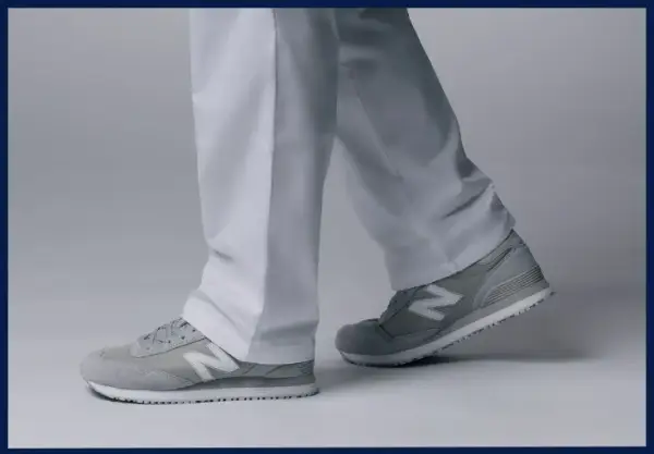 Bezpieczne buty do laboratorium: jak wybrać najlepsze obuwie?