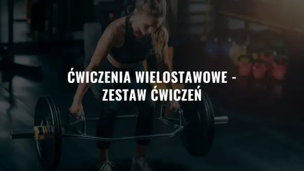 Kobieta wykonuje martwy ciąg z trap baru. To jedno z podstawowych ćwiczeń wielostawowych, które angażuje wiele grup mięśniowych.