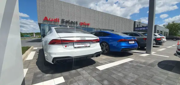 Godziny otwarcia salonu Audi Kielce: kompletny harmonogram pracy i serwisu