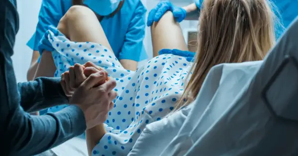 Balonik na wywołanie porodu - ile trwa i czego się spodziewać?