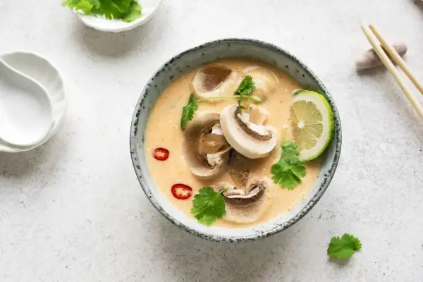 Tajska zupa - Jak ugotować idealną Tom Kha lub Tom Yum?