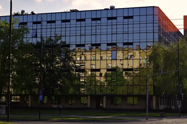 Nieruchomość komercyjna – jak ocenić, by nie stracić?
