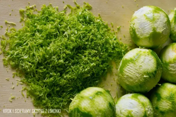 Domowy kordiał limonkowy: przepis barowy, który zaskoczy Cię smakiem