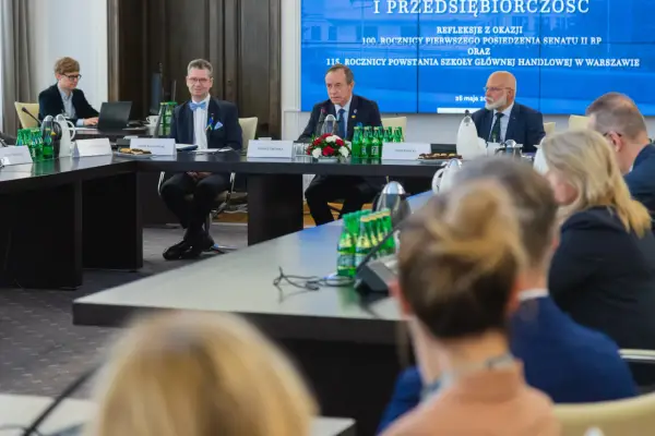 Co oznacza pojęcie senat? Rola i znaczenie w Polsce