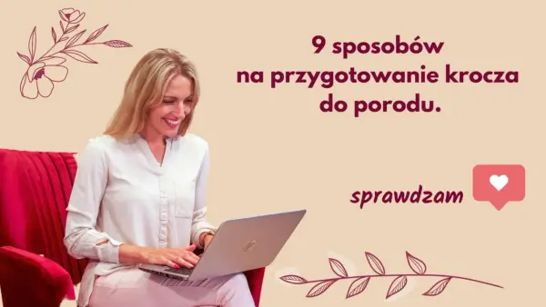Kobieta na laptopie szuka informacji o tym, od kiedy zacząć masaż krocza. 9 sposobów na przygotowanie krocza do porodu.