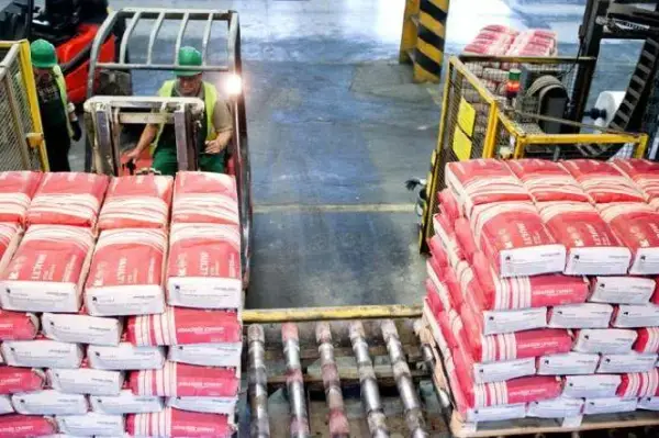 Ile kosztuje paleta cementu? Sprawdź aktualne ceny i oferty