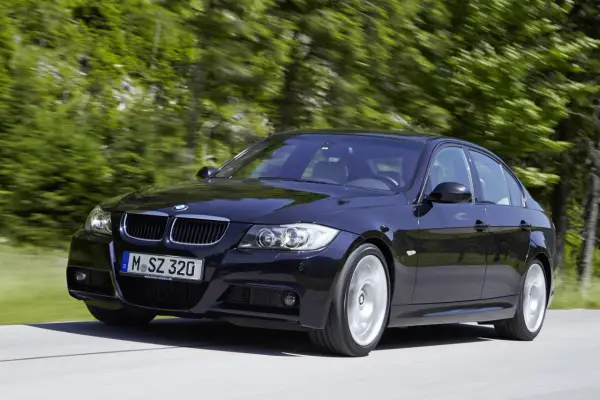BMW Seria 3 E90: wady, usterki, koszty i porady dla kupujących