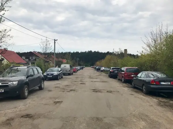 Jak łatwo zaparkować przy tajemniczej Mewiej Łasze? 3 sposoby!