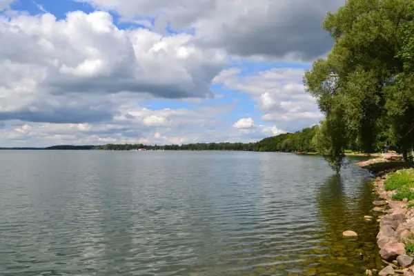 Jezioro Drawskie - największe w regionie i pełne atrakcji turystycznych