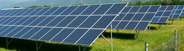 Zjawisko fotowoltaiczne – jak działa i dlaczego zmienia przyszłość energii?