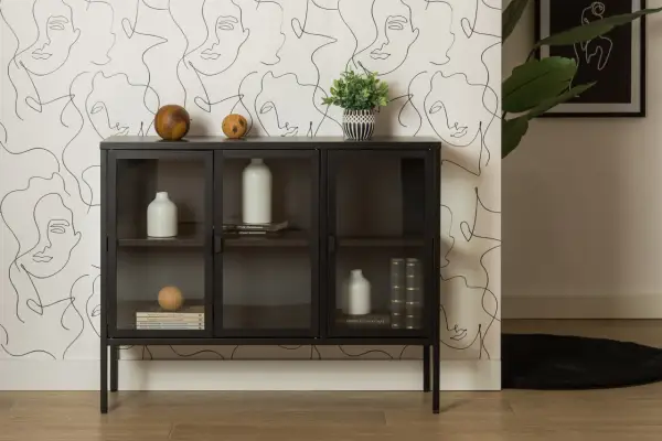 Nowoczesne witryny do salonu - jak wykorzystują je w projektach designerzy?