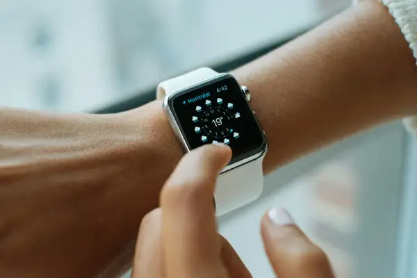 Zegarek Apple Watch Ultra – wytrzymałość i funkcje dla aktywnych