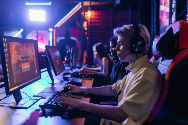 Jak być lepszym w grach typu FPS? Podpowiadamy!