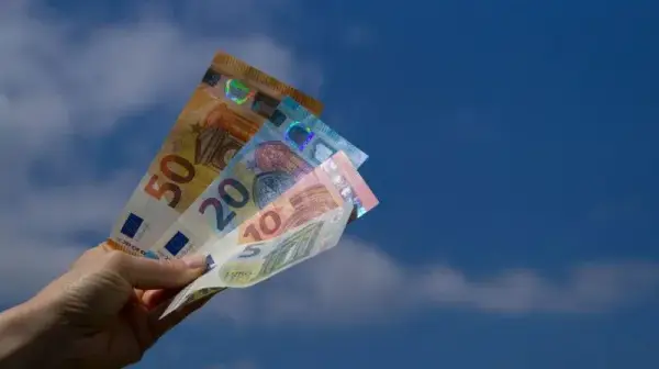 Jaka waluta w Portugalii: kompletne informacje dla podróżnych w 2025