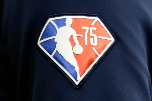 Cómo funciona la NBA: Entiende su estructura y reglas esenciales