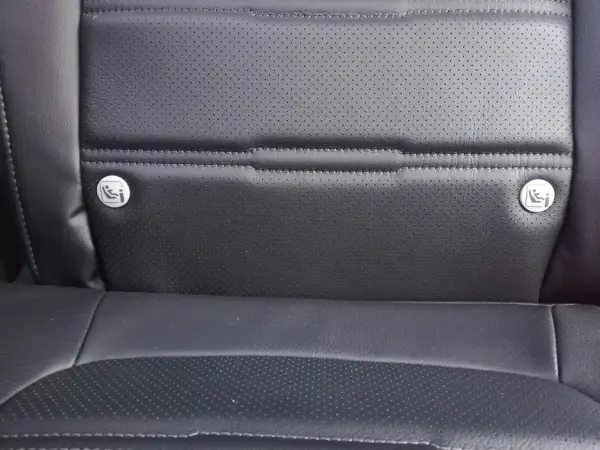 Honda Civic 8 ISOFIX: Bezpieczne mocowanie fotelika dziecięcego