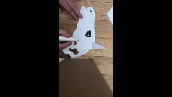 Jak zrobić hobby horse z kartonu: instrukcja krok po kroku