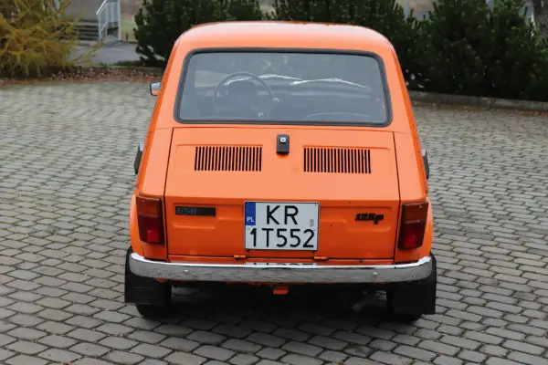 Tylna część Fiata 126p: konstrukcja, specyfikacja i rozwiązania techniczne