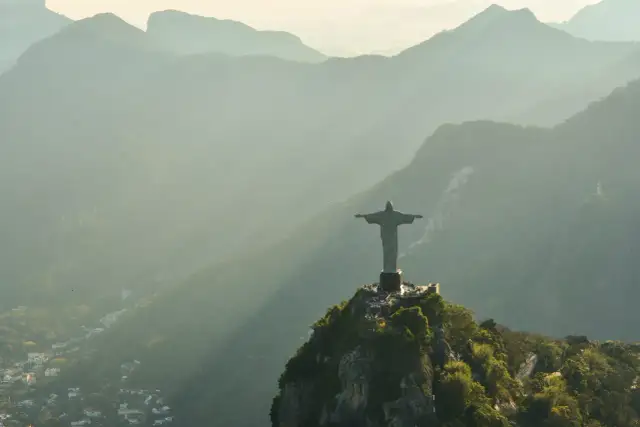 Ile trwa lot z Polski do Brazylii? Czas, który warto znać przed podróżą