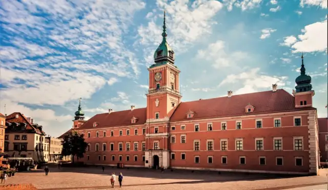 Pałac królewski w Warszawie - historia, architektura i atrakcje